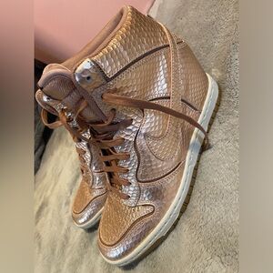 NIKE 2014 DUNK SKY HI HIDDEN WEDGE ROSE GOLD  SNAKE AIR MAX 1 FORCE size 7.5